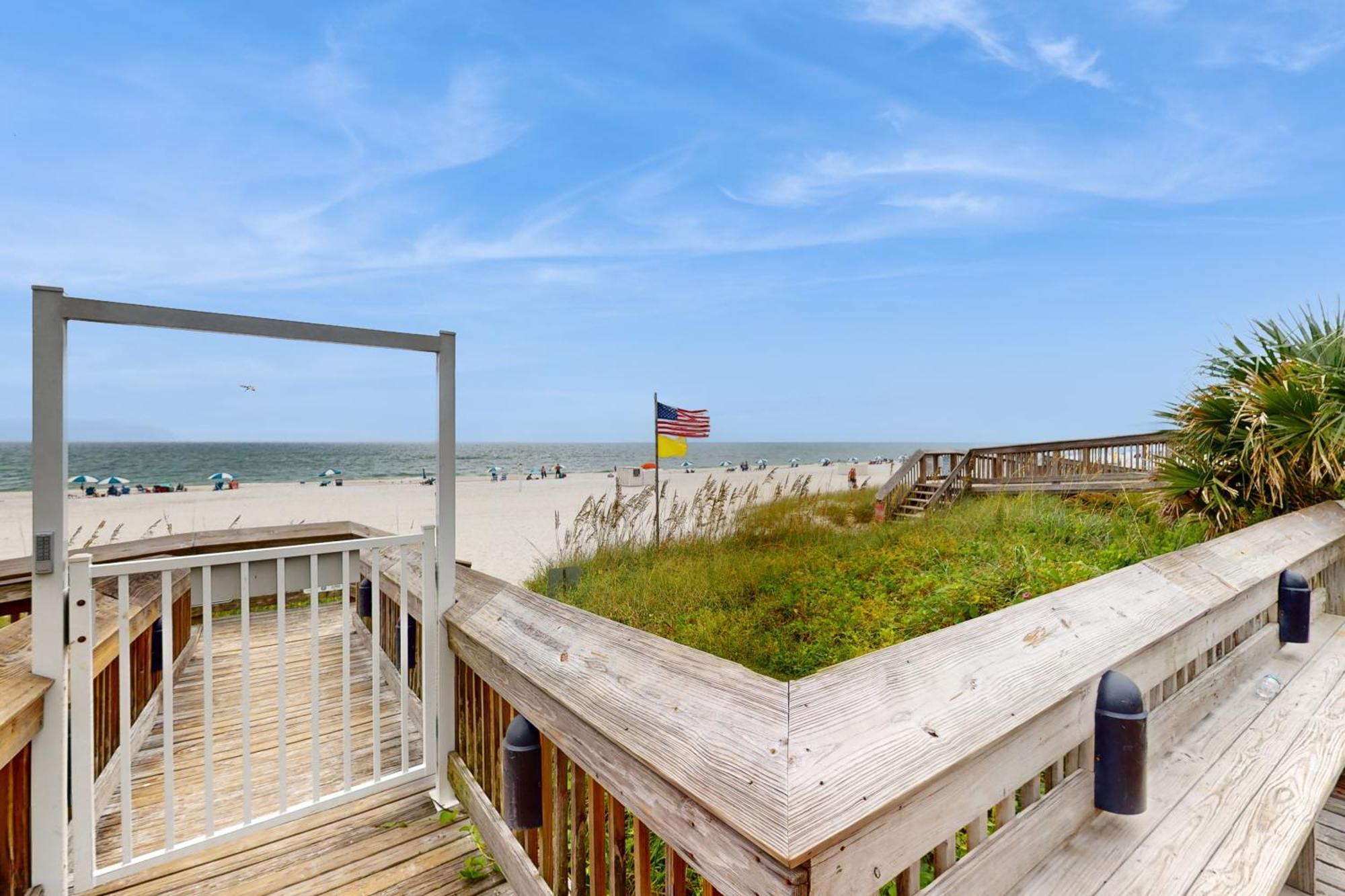 Tradewinds Condos Orange Beach Buitenkant foto